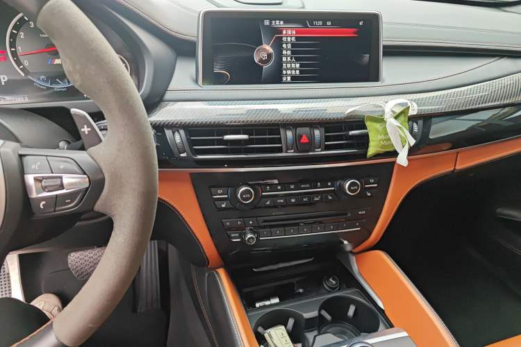 Used BMW X6 M 2015 X6 M Audio And AC Panel