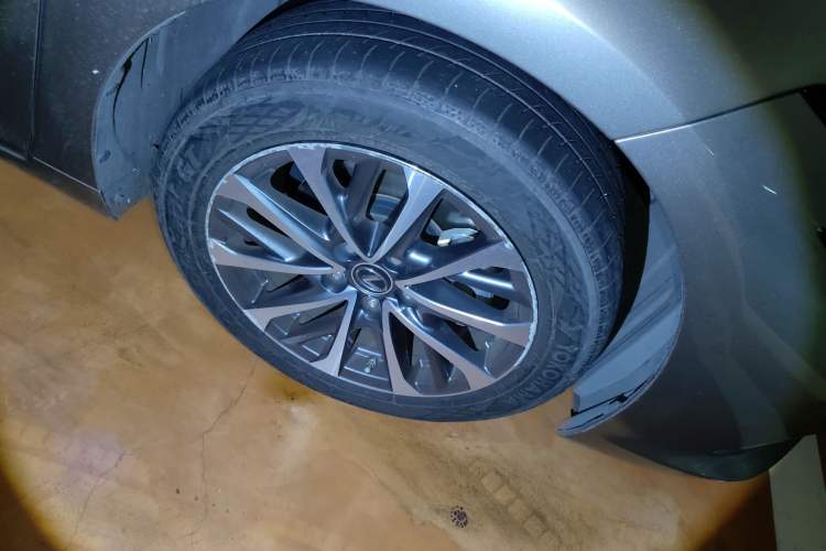 Used Lexus ES 2021 200 Excellence Edition
