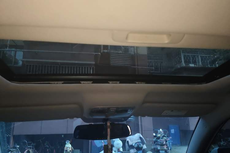 Used CHANGAN CS75 2014 1.8T Automatic Elite Version China V Standard
