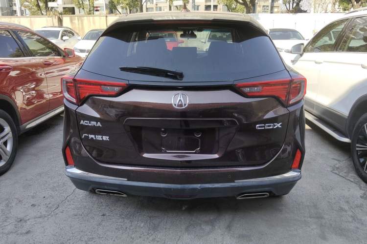 Used Acura CDX 2016 1.5T Two-Wheel Drive Deluxe Edition