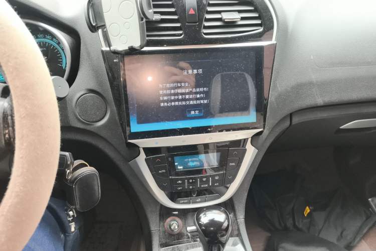 Used GAC Trumpchi GS5 Super 2015 2.0L Automatic Two-Wheel Drive Comfort Edition
