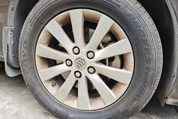 Used Buick GL8 2013 2.4L CT Luxury Business Comfort Edition