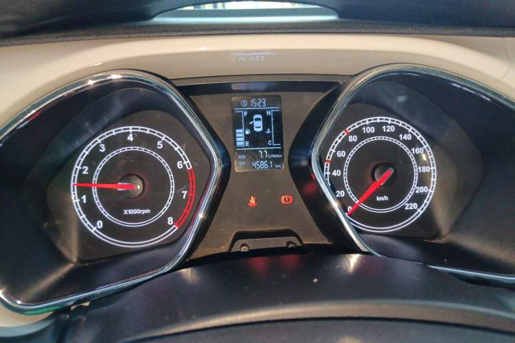 Used JAC Refine S2 2015 1.5L Manual Luxury Smart Model