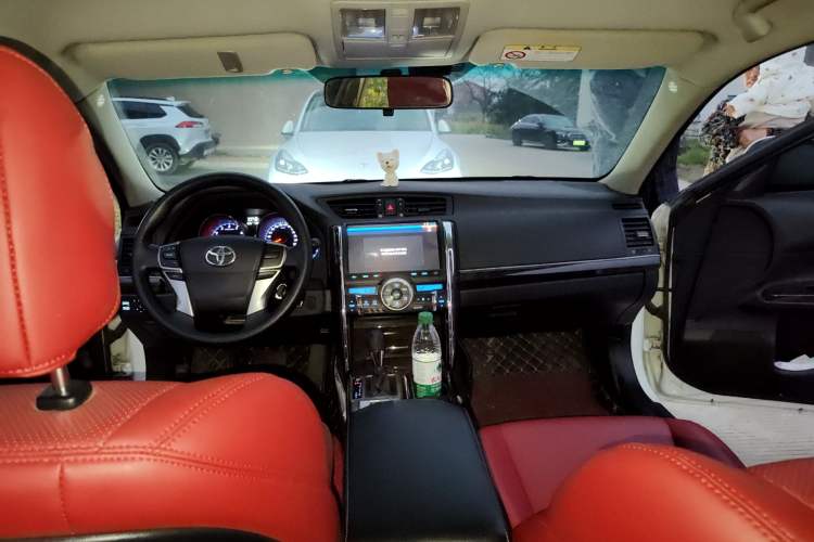 Used Toyota Reiz 2013 2.5S Elite Edition Headliner