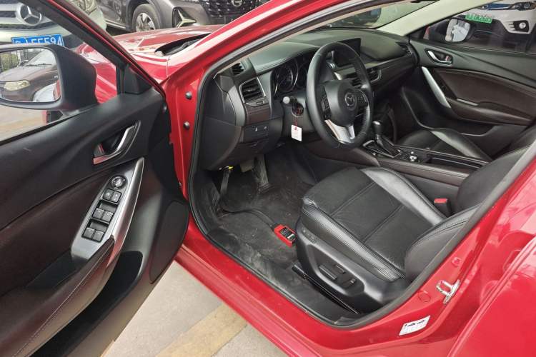 Used Mazda Atenza 2017 2.0L Blue Sky Luxury Edition