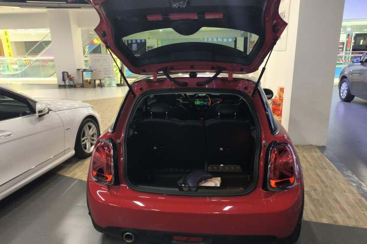 Used MINI 2020 1.5T COOPER Classic Edition Trunk