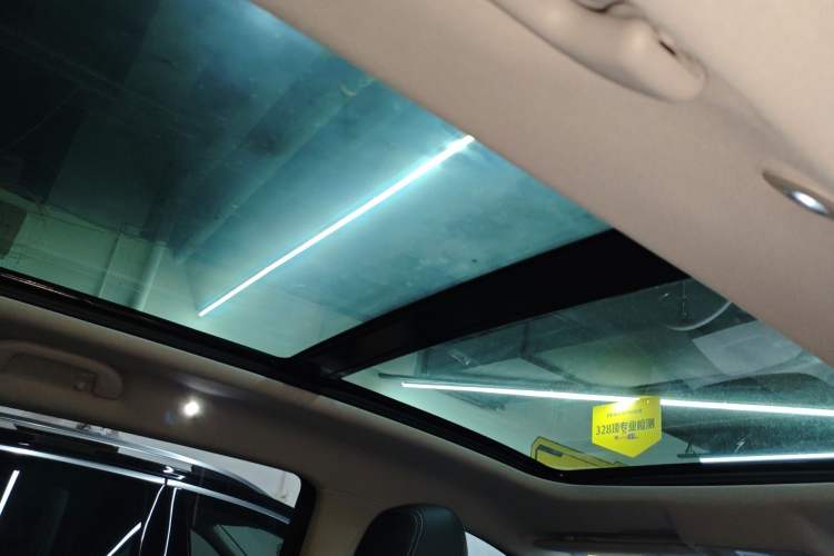 Used BYD Song Pro New Energy 2019 DM 1.5T Four-Wheel Drive Performance Edition Deluxe Model Headliner