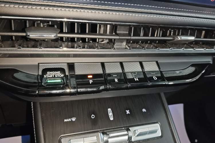 Used Lincoln Corsair 2024 2.0T Four-Wheel Drive Prestige Edition
