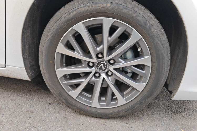 Used Lexus ES 2025 200 Premium Edition
