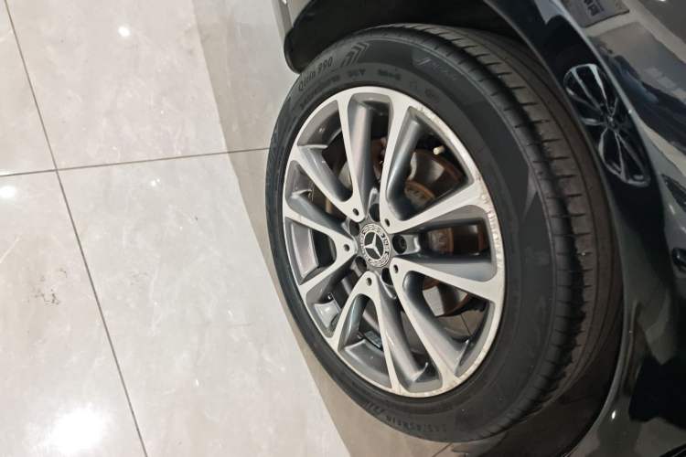 Used Mercedes-Benz E-Class 2017 E 300 L Luxury Model
