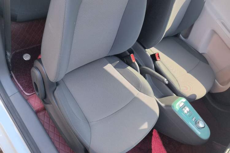 Used CHANGAN NEVO Lumin 2023 205km Xiangqin Version
