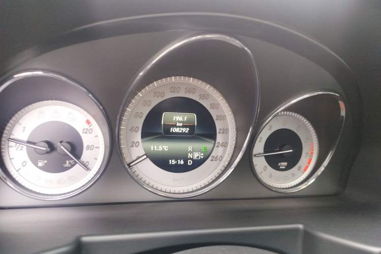 Used Mercedes-Benz GLK-Class 2013 Facelift GLK 300 4MATIC Fashion Edition