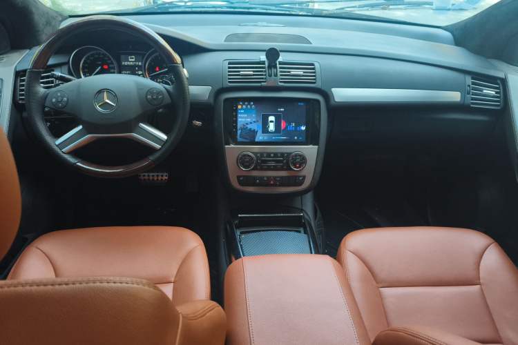 Used Mercedes-Benz R-Class 2014 R 320 4MATIC Business Model