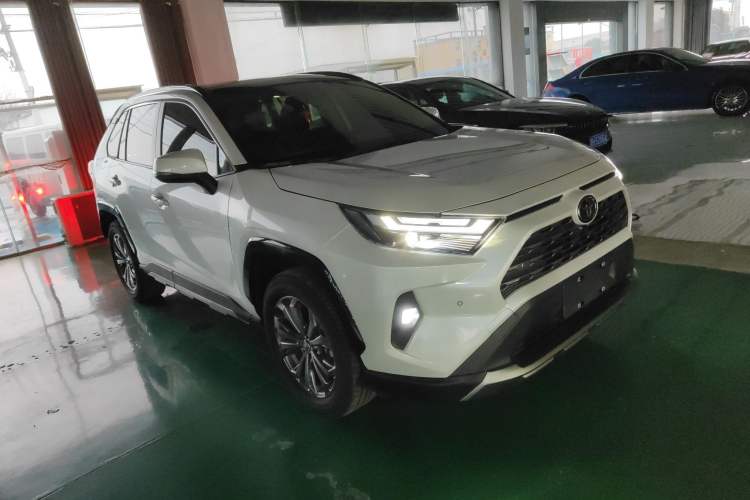 Used Toyota RAV4 2024 2.0L CVT Two-Wheel Drive Fashion Plus Edition