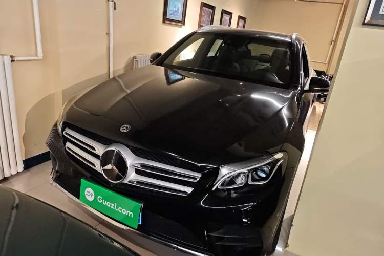 Used Mercedes-Benz GLC 2017 GLC 260 4MATIC Luxury Model
