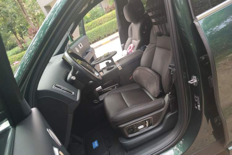 Used Li Auto L8 2023 Max model