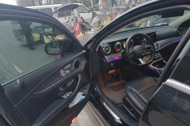 Used Mercedes-Benz E-Class 2022 E 300 L Sporty and Stylish Model Driver Seat