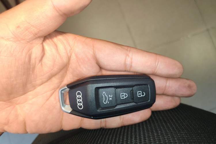 Used Audi Q6L e-tron 2026 First Launch Navigation Edition