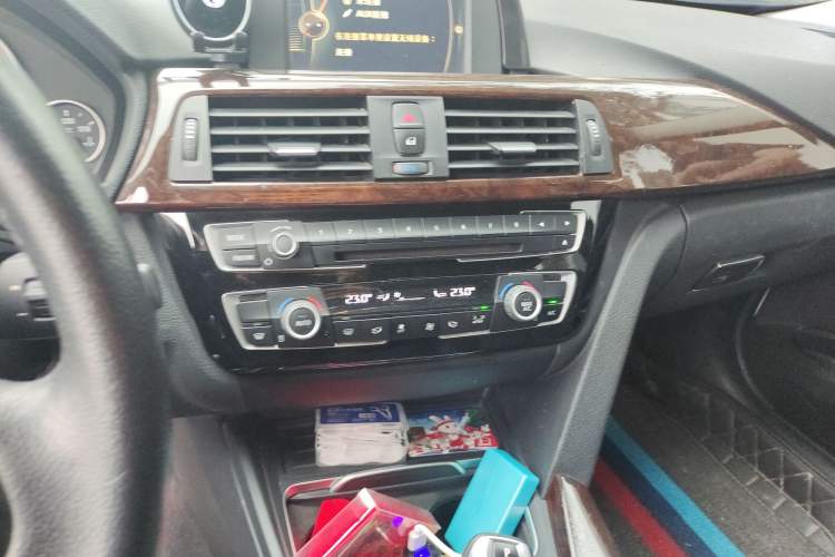 Used BMW 3 Series 2016 320Li Ambition Model