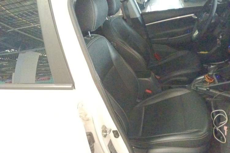 Used Hyundai Celesta 2017 1.6L Automatic Enjoyment Version GLS