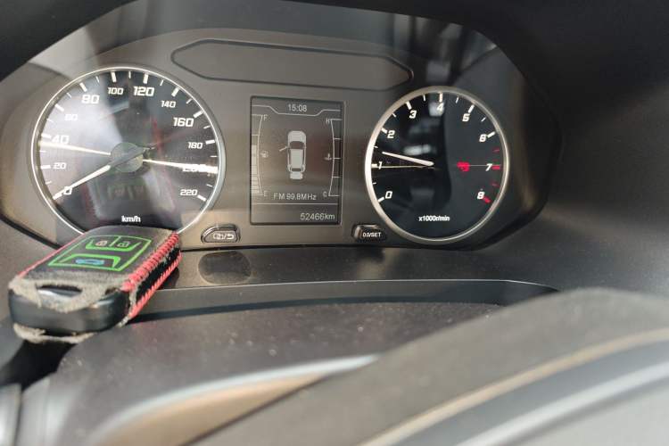 Used Chery Tiggo 8 2019 1.5 TCI Manual Fashion Edition Odometer Close Up