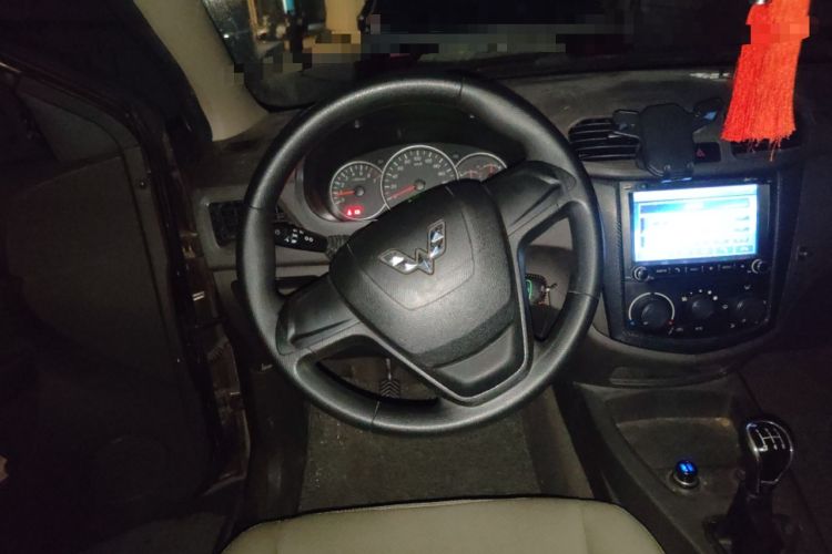Used Wuling Hongguang 2015 1.2L S Base Model China V Standard Steering Wheel