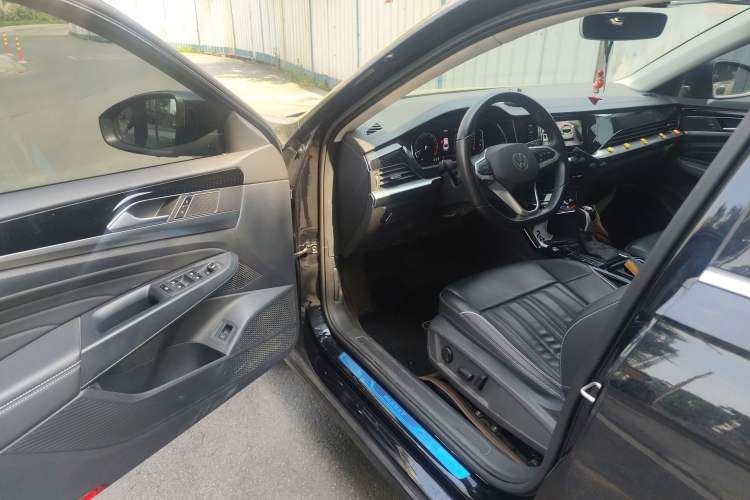 Used Volkswagen Passat 2022 330TSI Starry Elite Edition Driver Seat