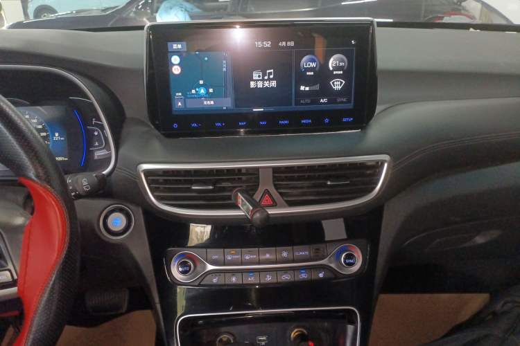 Used Hyundai Tucson 2020 280TGDi Two-Wheel-Drive GLS Smart Connectivity Version China VI Standard Audio And AC Panel