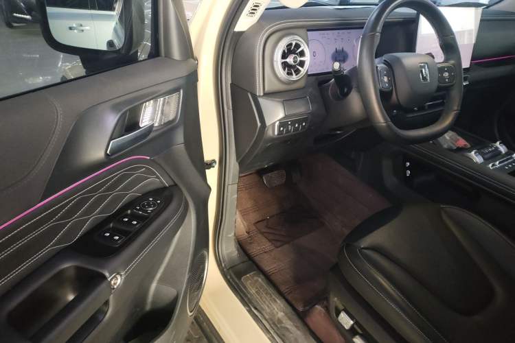 Used Tank 300 New Energy 2024 Hi4-T