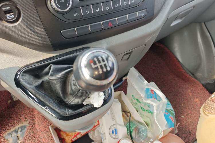 Used Foton Toano 2021 2.0T Manual Tongtu Long Wheelbase Mid-Height 5/6/7-Seater 4F20TC3