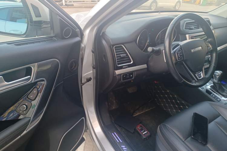 Used Haval H6 Coupe 2015 Blue Label 2.0T Automatic Two-Wheel Drive Elite Model
