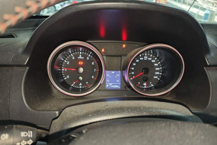 Used Haval H6 2015 Sport Edition 1.5T Automatic Two-Wheel Drive Luxury Model Instrument Cluster