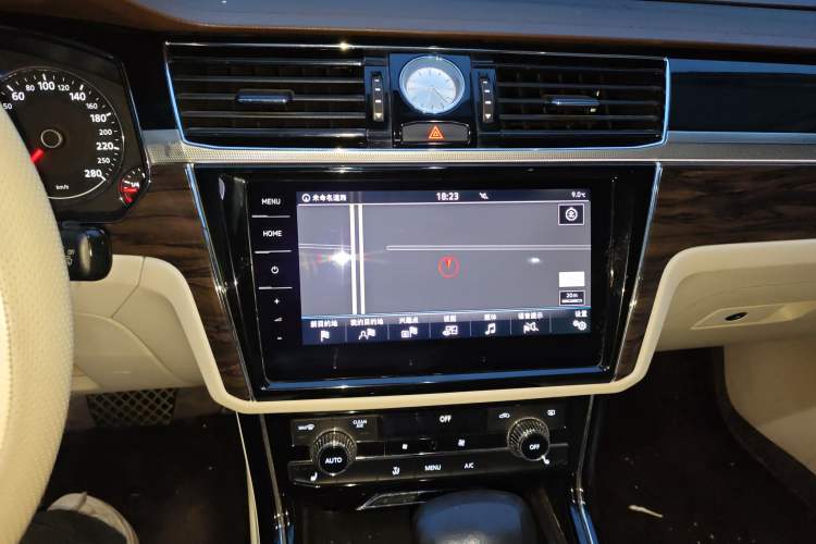 Used Volkswagen Phideon 2016 380TSI Two-Wheel-Drive Luxury Edition