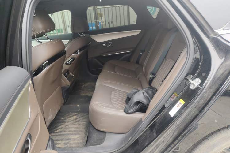 Used BYD Han 2025 DM-i 125KM Elite Model Left Rear Seat