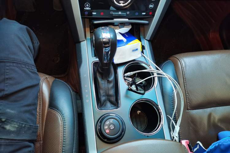 Used Ford Explorer 2013 3.5L Deluxe Model