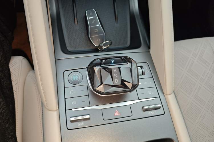 Used BYD Yuan UP 2024 401 km Active Version