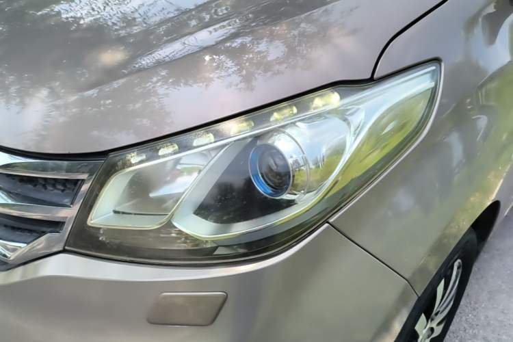 Used SAIC MAXUS G10 2014 2.0T Automatic Executive Edition