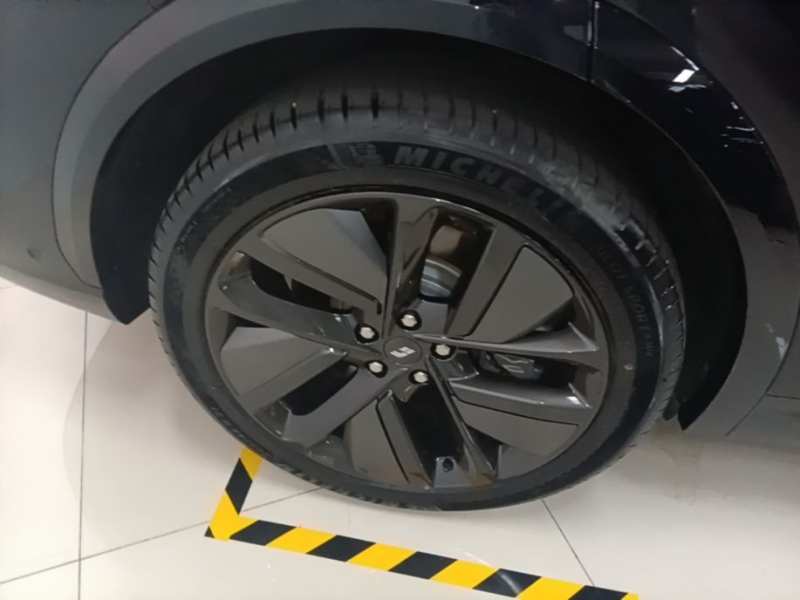 Used Li Auto L7 2024 Pro Model — 25