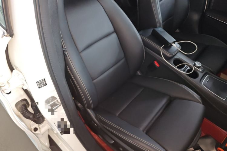 Used Mercedes-Benz GLA 2017 GLA 220 4MATIC Fashion Model
