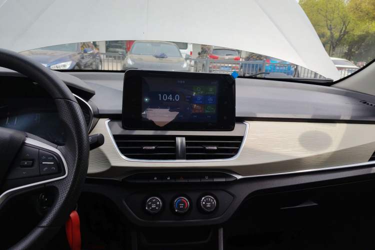 Used Baojun 360 2019 Revised Version 1.5L Manual Elite China VI Audio And AC Panel