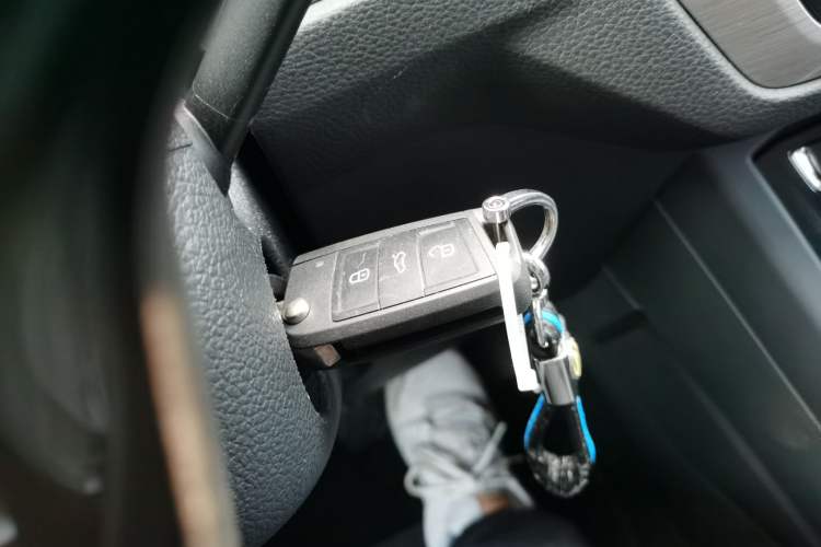 Used Volkswagen Touran 2016 Volkswagen Touran L 280TSI DSG Comfort Edition