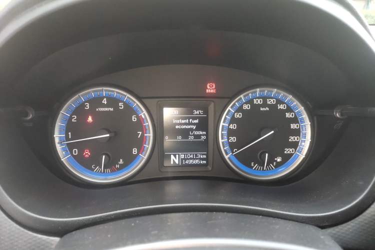 Used Suzuki S-Cross 2014 1.6L CVT Two-Wheel Drive Entry Model Instrument Cluster