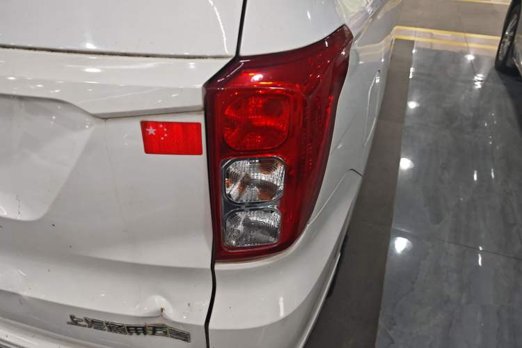 Used Wuling Hongguang 2018 1.5L S Comfort Model L2B
