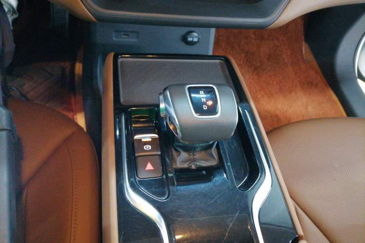 Used Hongqi E-QM5 2023 620km PLUS
