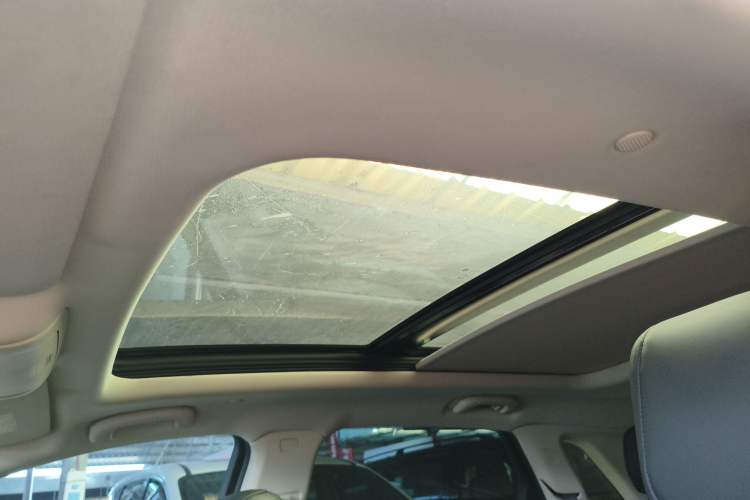 Used Cadillac XT5 2016 25T Luxury Model