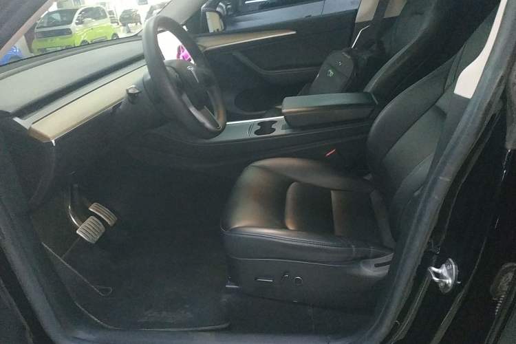 Used Tesla Model Y 2022 Performance High-Performance All-Wheel-Drive Version