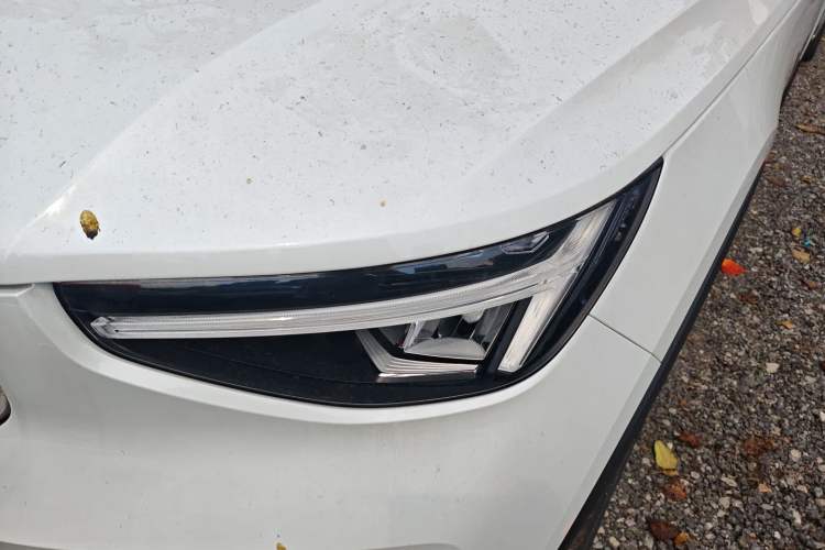 Used Volvo XC40 2024 B4 4x4 Smart Luxury Edition Left Front Headlight