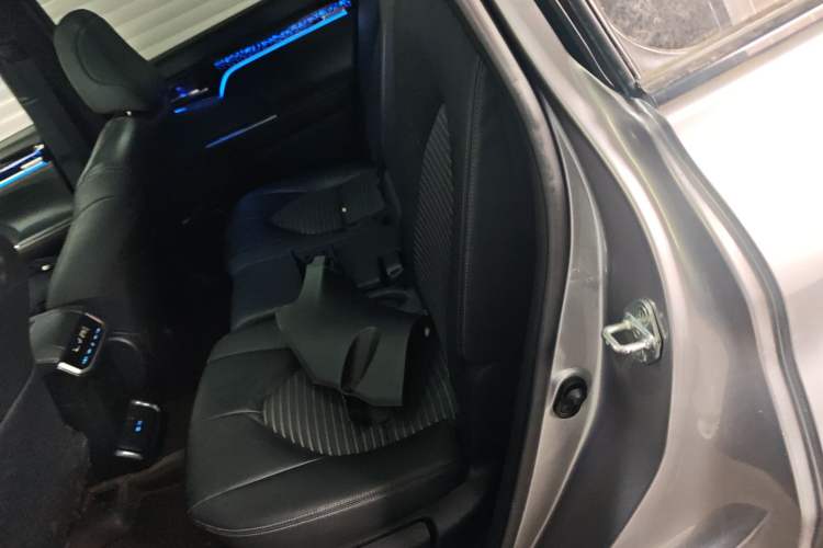 Used Toyota Crown Kluger 2021 2.5L HEV Four-Wheel Drive Premium Edition
