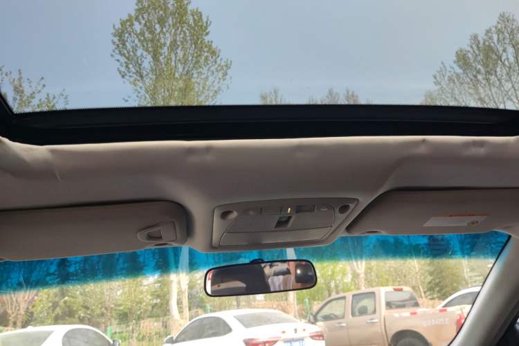 Used Nissan Teana 2013 2.5L XL Leading Edition Headliner