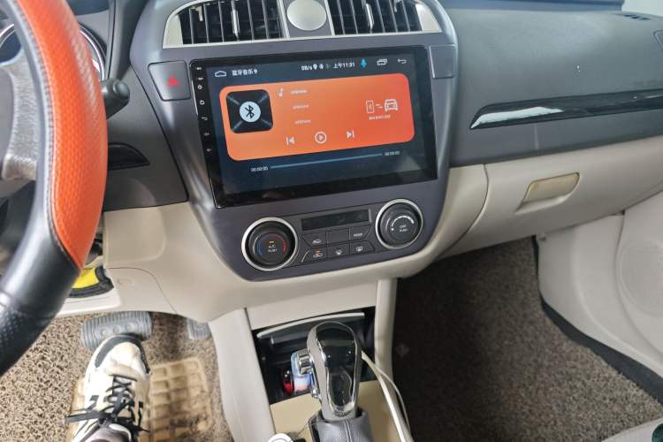 Used Dongfeng Aeolus A60 2016 1.6L Automatic Luxury Model Audio And AC Panel